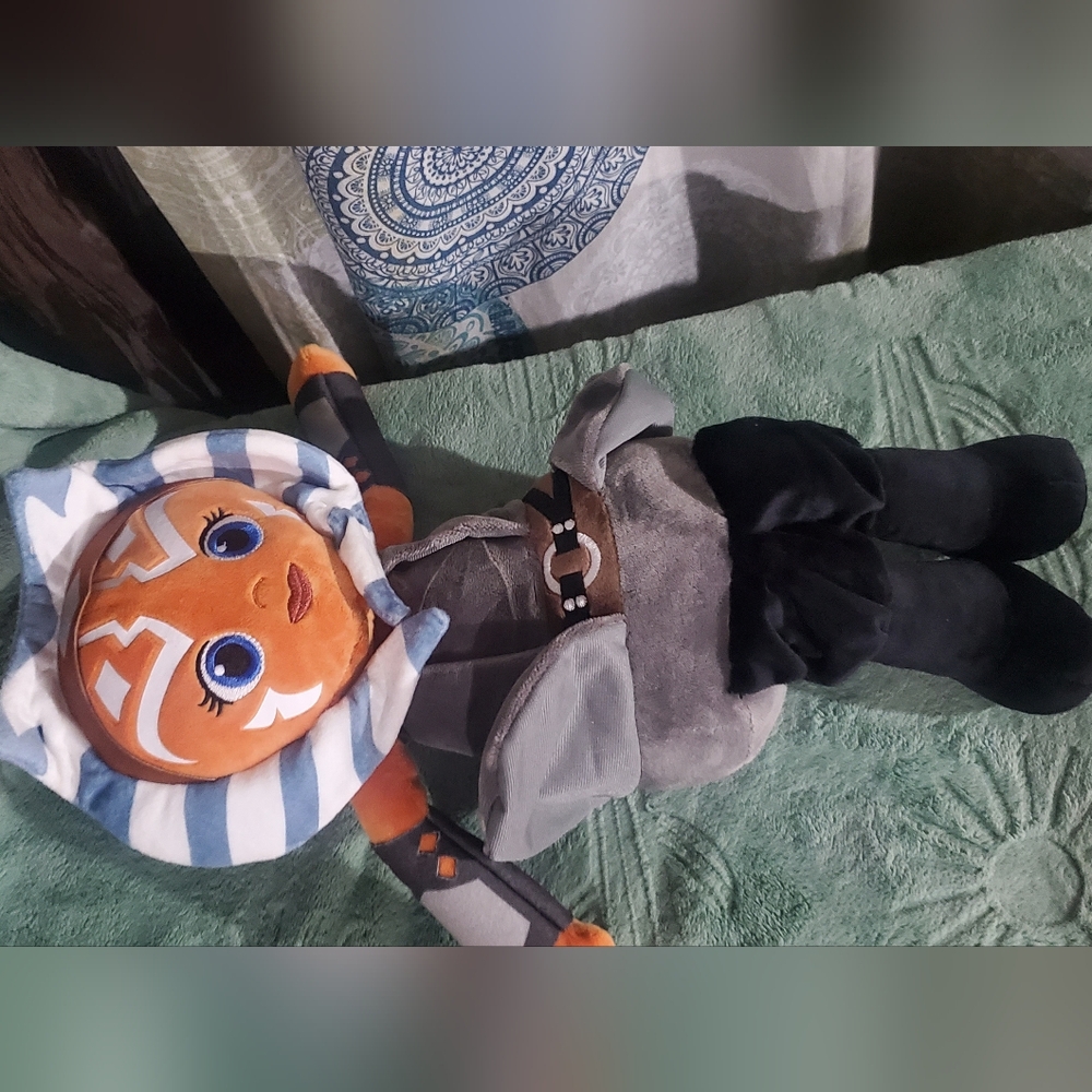 Star Wars Ahsoka Tano Plush Toy with Blue and Orange Design - Picture 2 of 6